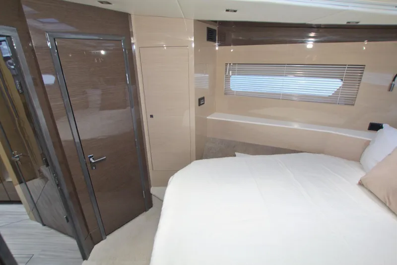 Slide: The Image of Cruisers Yachts 54 Fly 2018 - 72