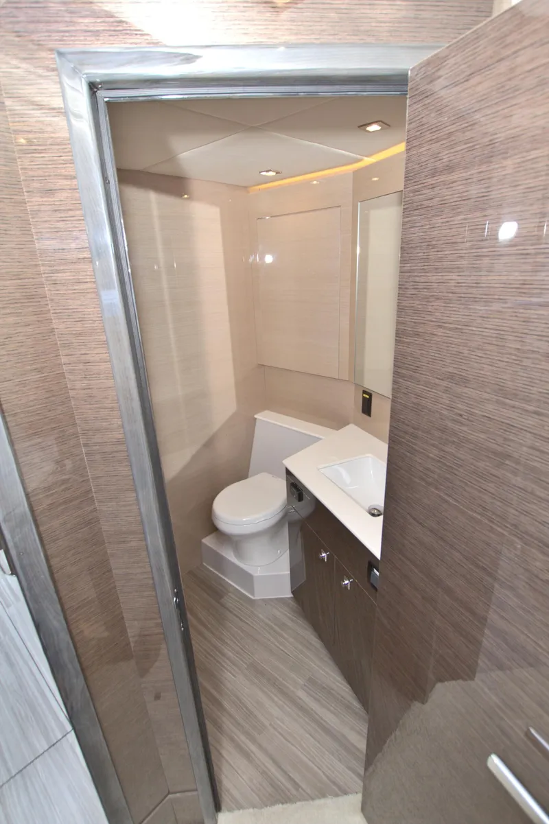 Slide: The Image of Cruisers Yachts 54 Fly 2018 - 73