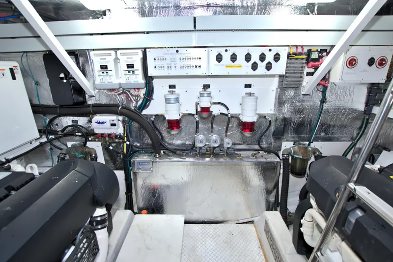 Slide: The Image of Cruisers Yachts 54 Fly 2018 - 75