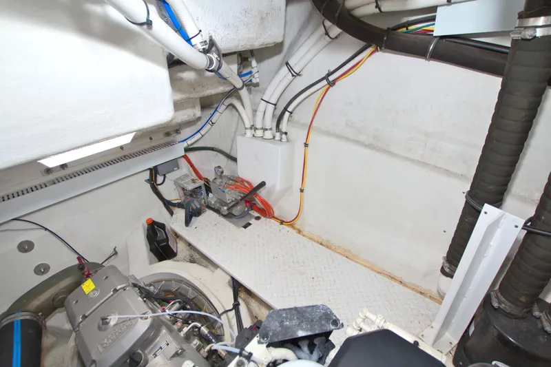 Slide: The Image of Cruisers Yachts 54 Fly 2018 - 83