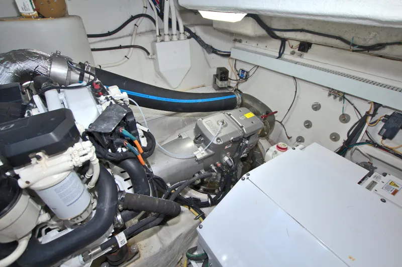 Slide: The Image of Cruisers Yachts 54 Fly 2018 - 91