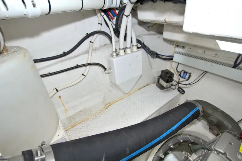 Slide: The Image of Cruisers Yachts 54 Fly 2018 - 92