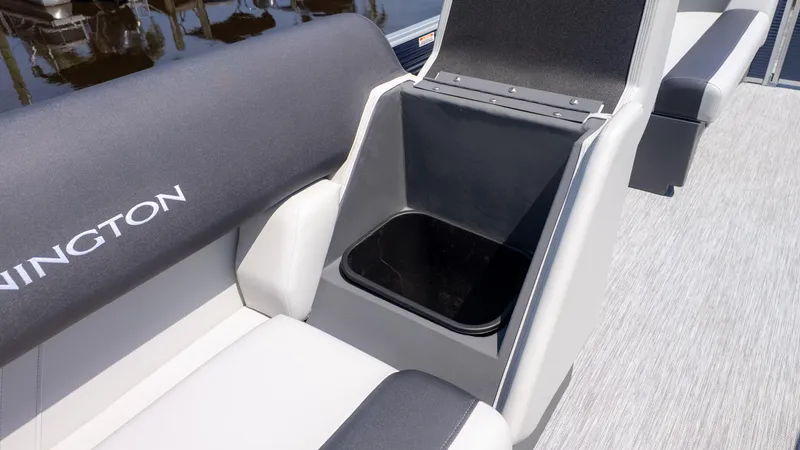 Slide: The Image of Bennington 20 SL 2026 - 11