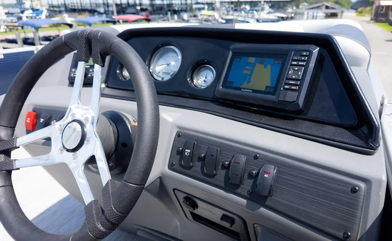 Slide: The Image of Bennington 20 SL 2026 - 21