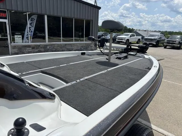 Slide: The Image of Ranger Z21 2005 - 7