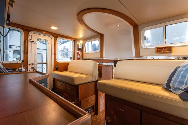 Slide: The Image of American Tug 34 2005 - 11