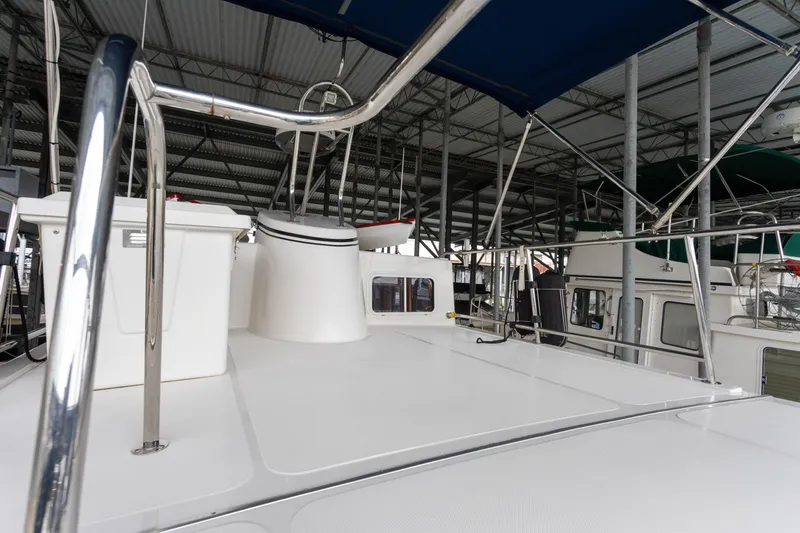 Slide: The Image of American Tug 34 2005 - 20