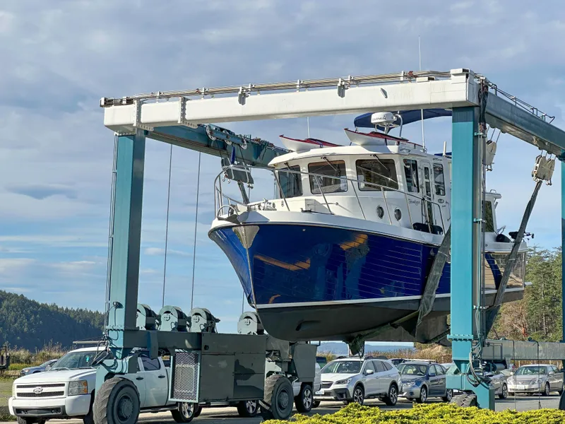 Slide: The Image of American Tug 34 2005 - 3