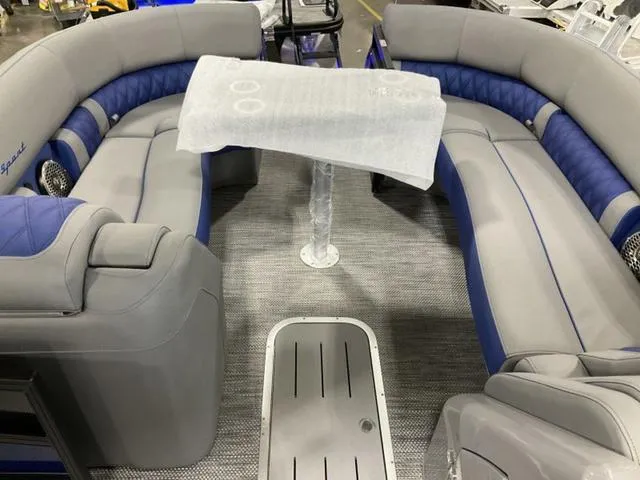 Slide: The Image of Bennington Q Quad Bench 25 QCWA Tritoon 2023 - 6