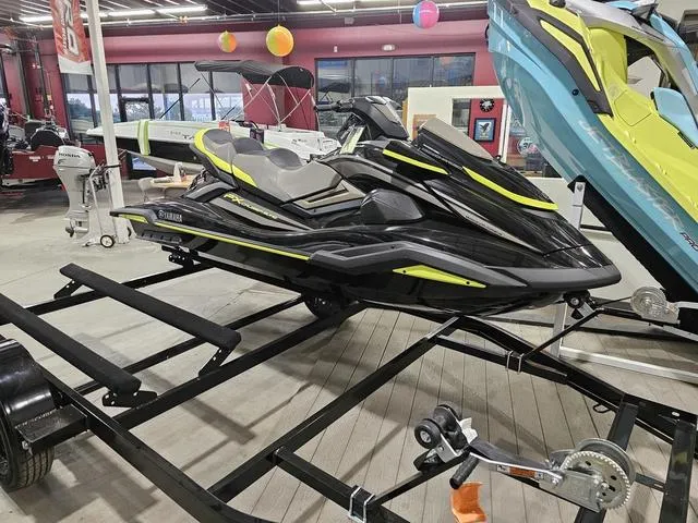 The Image of Yamaha FX Cruiser SVHO 2023 - 1