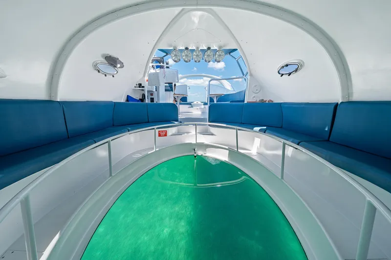 Slide: The Image of 2018 Paritetboat Glass Bottom Boat LOOKER 370 - 26