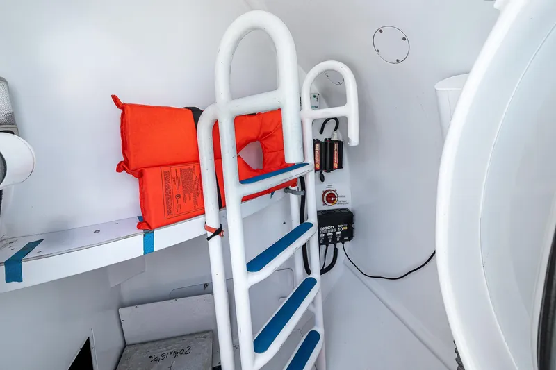 Slide: The Image of 2018 Paritetboat Glass Bottom Boat LOOKER 370 - 42