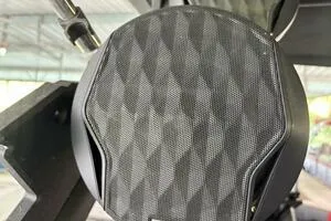 Slide: The Image of 2022 Malibu Wakesetter 23 LSV speaker with geometric pattern in a covered area. - 49