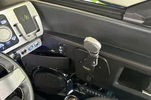 Slide: The Image of Malibu Wakesetter 23 LSV 2022 - 63