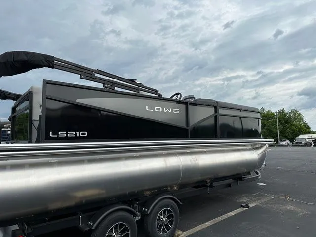 Slide: The Image of Lowe LS L-Shaped 210 2025 - 12