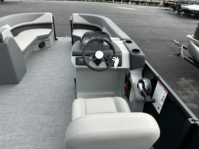 Slide: The Image of Lowe LS L-Shaped 210 2025 - 17