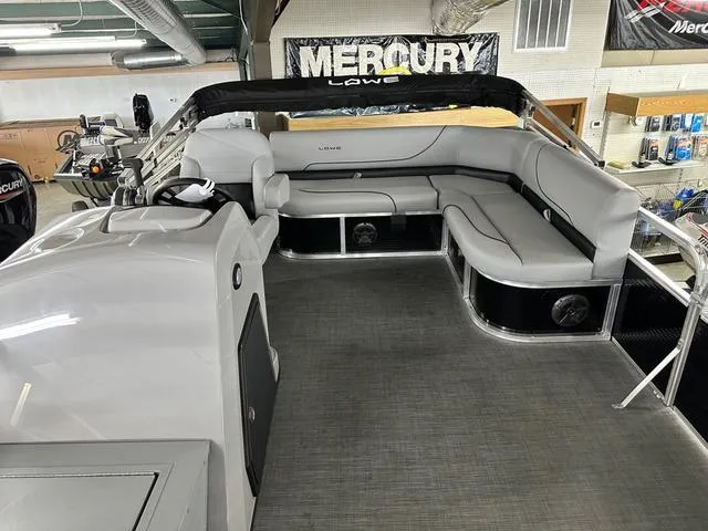 Slide: The Image of Lowe Ultra Fish And Cruise 162 2025 - 4
