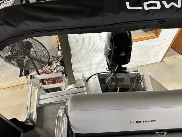 Slide: The Image of Lowe Ultra Fish And Cruise 162 2025 - 7