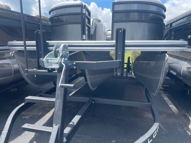 Slide: The Image of Lowe SS Walk Thru 230 WT Special 2025 - 18