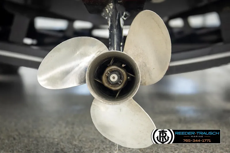 Slide: The Image of Chaparral 216 SSi 2016 - 52