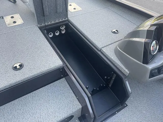 Slide: The Image of G3 Sportsman 1710 2024 - 7