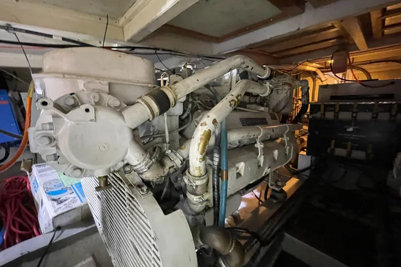 Slide: The Image of Grand Banks 42 Classic 1990 - 104