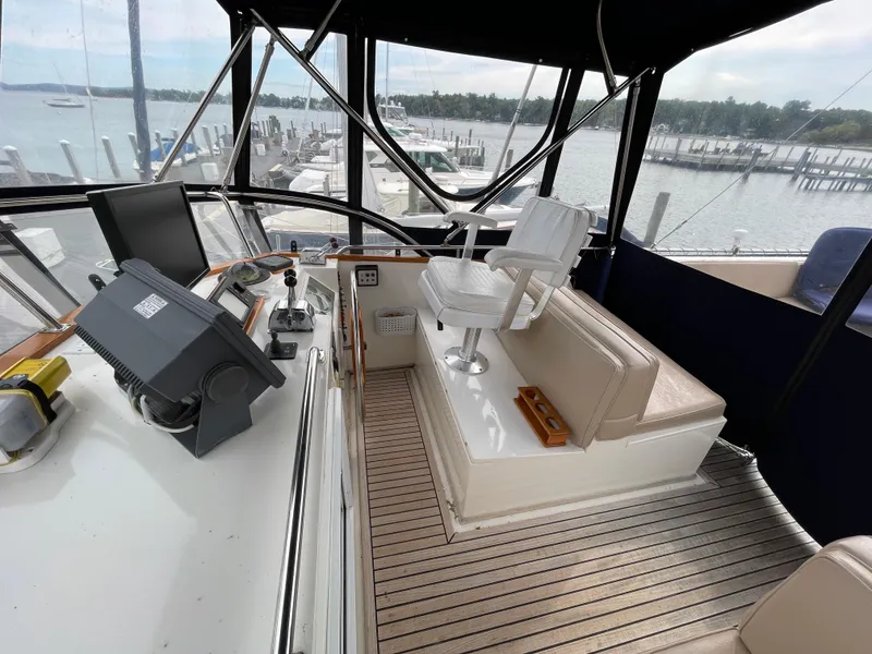 Slide: The Image of Grand Banks 42 Classic 1990 - 52