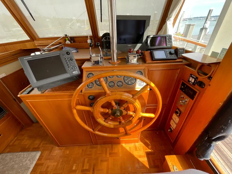 Slide: The Image of Grand Banks 42 Classic 1990 - 57