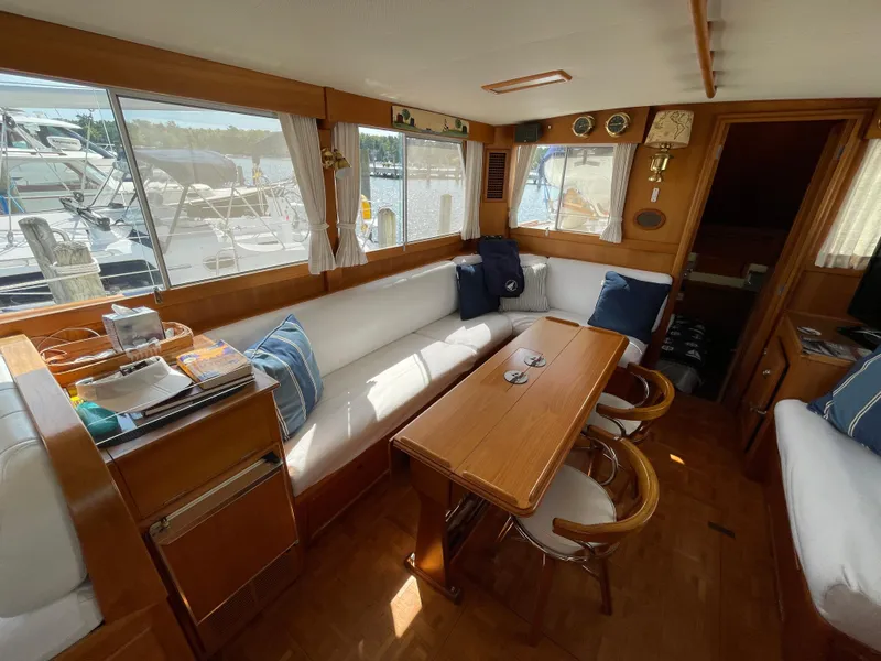 Slide: The Image of Grand Banks 42 Classic 1990 - 69