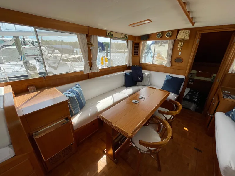 Slide: The Image of Grand Banks 42 Classic 1990 - 70