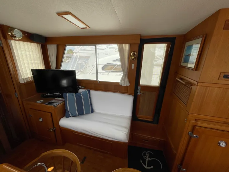 Slide: The Image of Grand Banks 42 Classic 1990 - 71