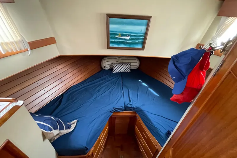 Slide: The Image of Grand Banks 42 Classic 1990 - 96