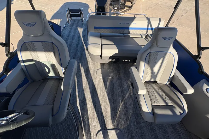 Slide: The Image of 2026 Bennington 26 MSB boat interior with luxurious seating and modern design. - 7