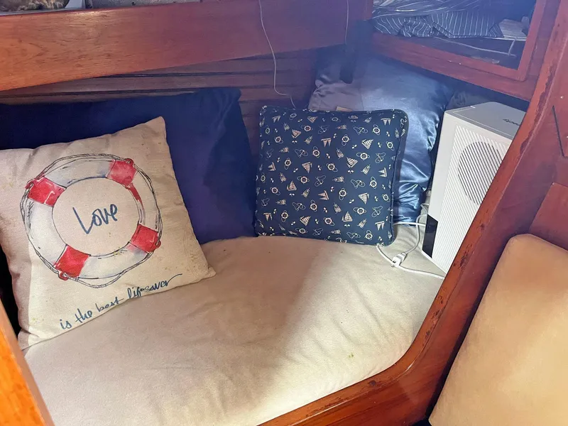 Slide: The Image of Baltic 42 - Quarter Berth - 8