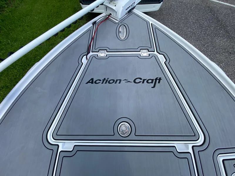 Slide: The Image of 2023 Action Craft 1720 Flats Gen 3 boat deck with Minn Kota motor. - 33