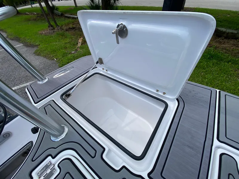 Slide: The Image of Action Craft 1720 Flats Gen 3 2023 - 73