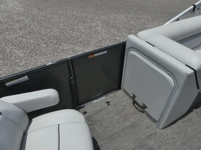 Slide: The Image of Crest Classic DLX 220 SLSC CPT 2022 - 17