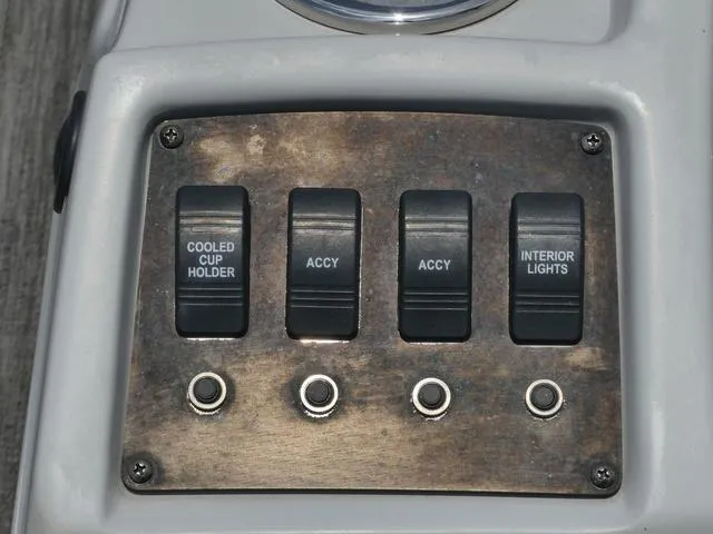 Slide: The Image of Crest Classic DLX 220 SLSC CPT 2022 - 21