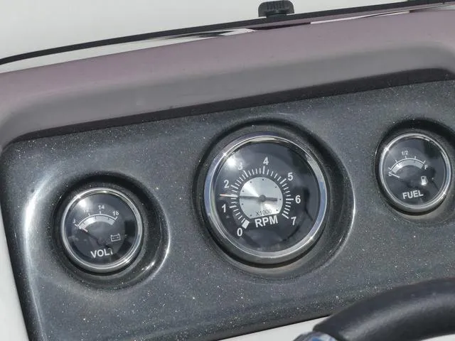 Slide: The Image of Crest Classic DLX 220 SLSC CPT 2022 - 22