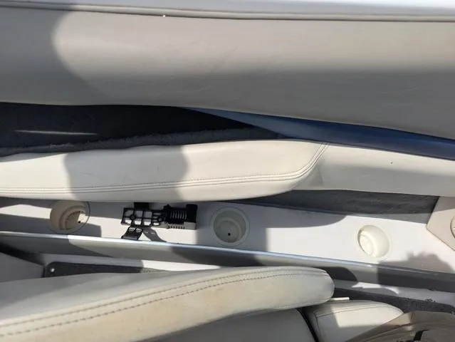 Slide: The Image of Four Winns Horizon 230 2000 - 18