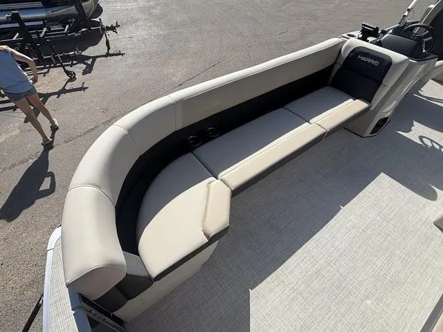 Slide: The Image of Harris Cruiser 250 SLDH 2026 - 10