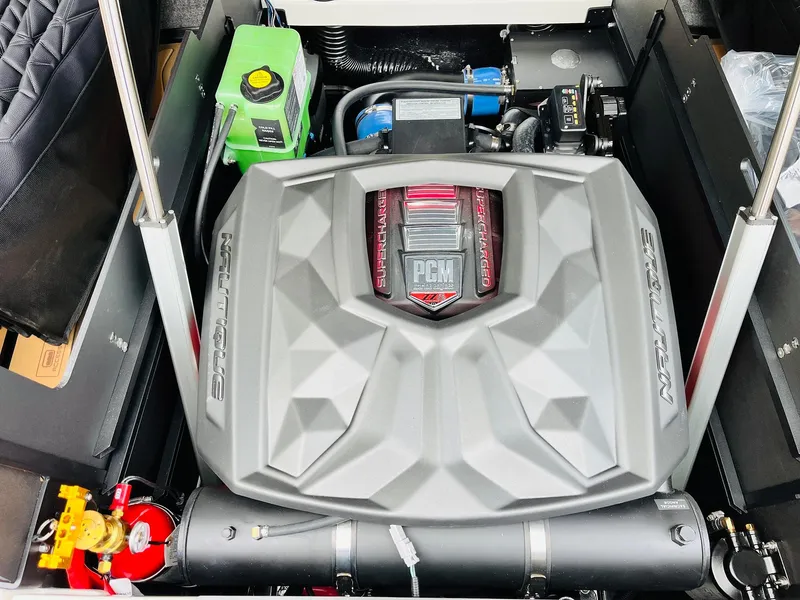 Slide: The Image of Nautique Super Air Nautique G25 Paragon 2026 - 60