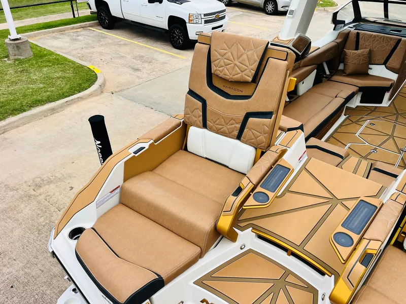 Slide: The Image of Nautique Super Air Nautique G25 Paragon 2026 - 68