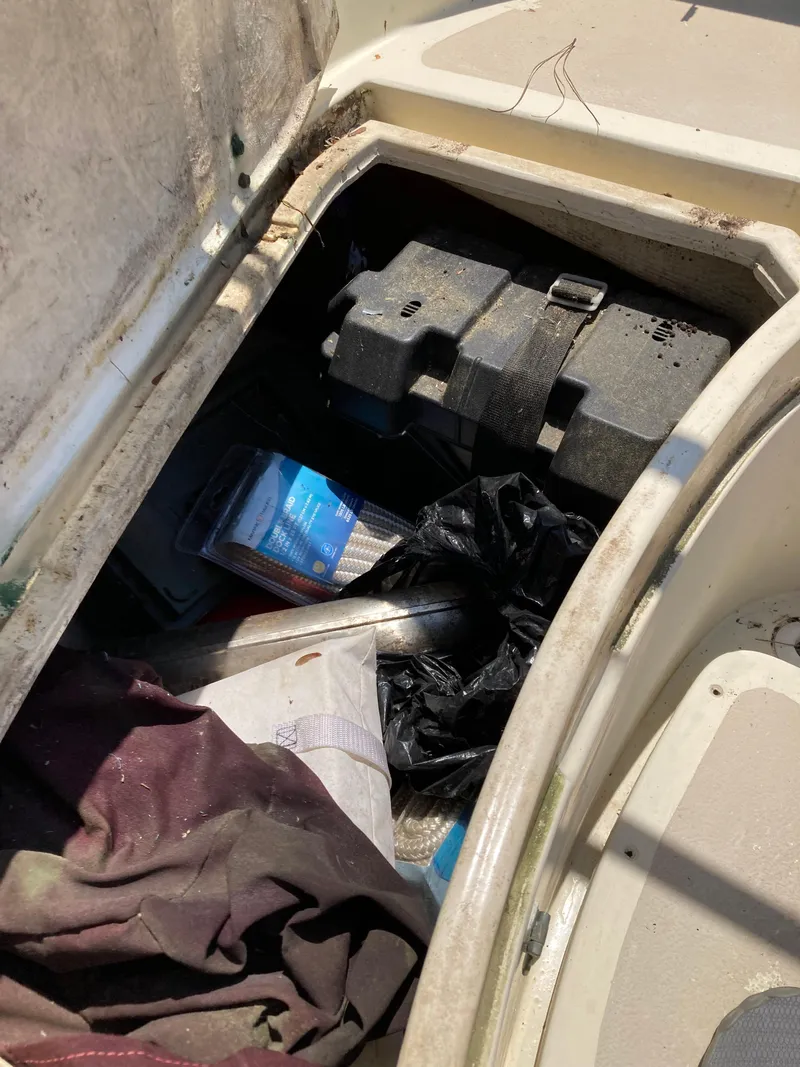 Slide: The Image of Pacific Seacraft 31 1978 - 10