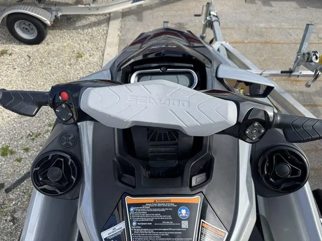 Slide: The Image of Sea-Doo GTX 2020 - 6