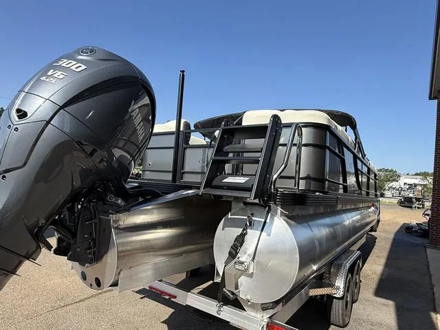 Slide: The Image of Veranda VR25RC XL 2026 - 4