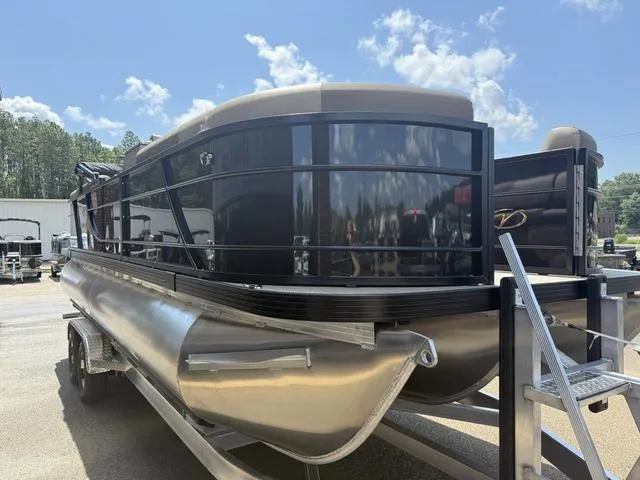 Slide: The Image of Veranda VR22RC 2026 - 4