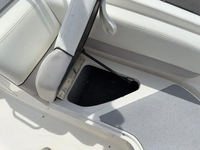 Slide: The Image of Bryant 268 BR 2009 - 10