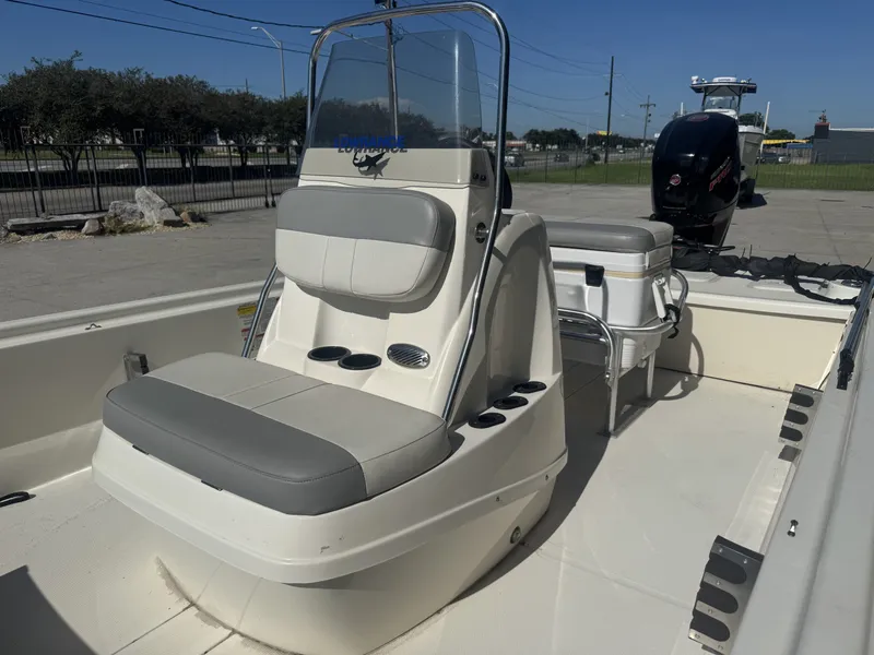 Slide: The Image of Mako Pro Skiff 19 CC 2021 - 11