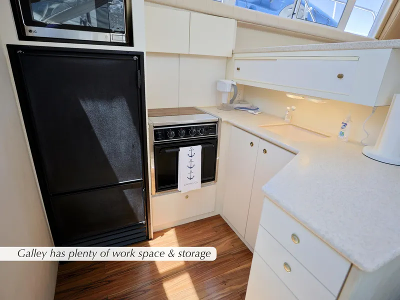 Slide: The Image of Silverton 442C Aft Cabin CPMY 1998 - 15